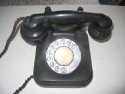 Vintage Bakerlite telephone