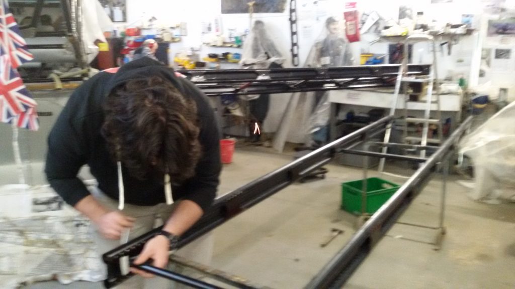 Juan making up spars