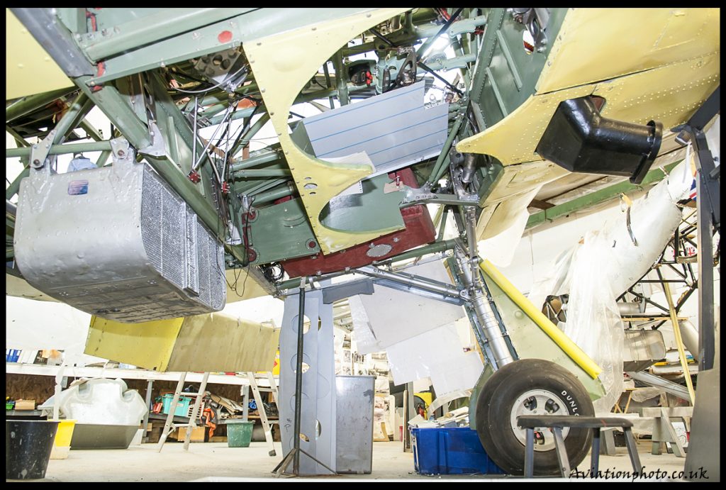 Centre section panels