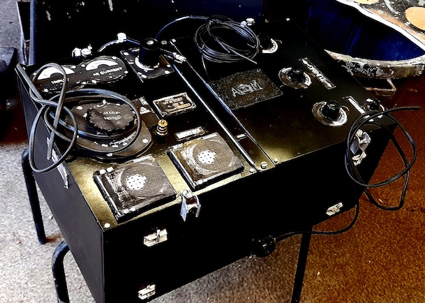 TR9 Transmitter repro